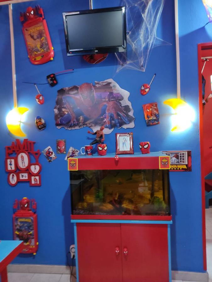 Spiderman House Hotell CTA Eksteriør bilde