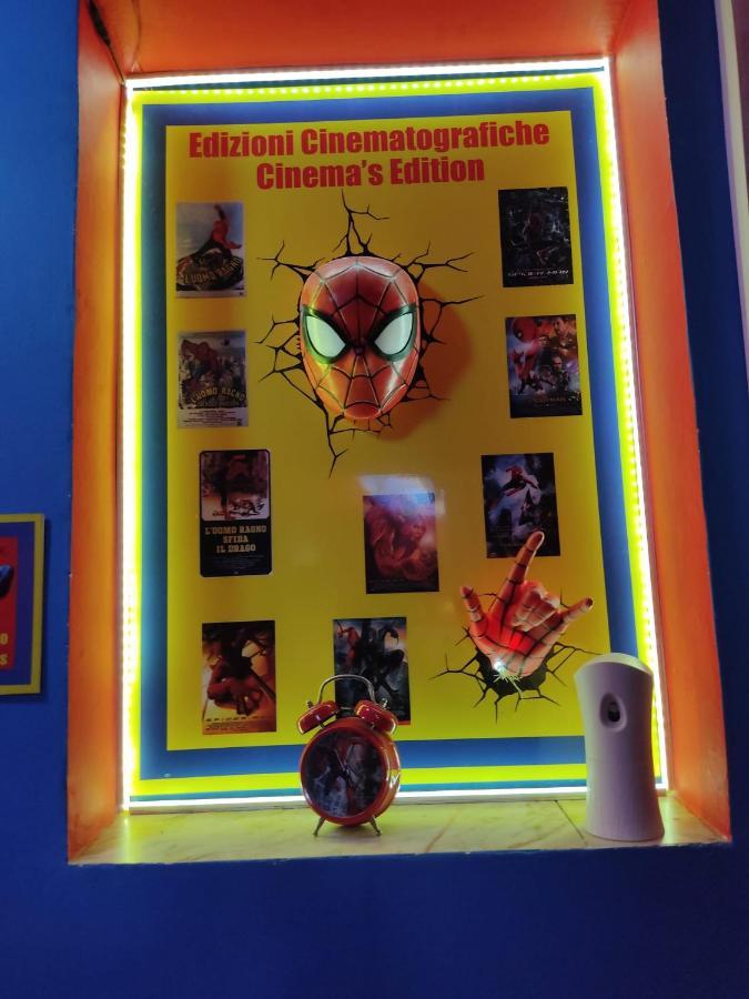 Spiderman House Hotell CTA Eksteriør bilde